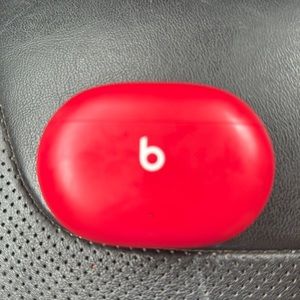 Beats Studio Buds